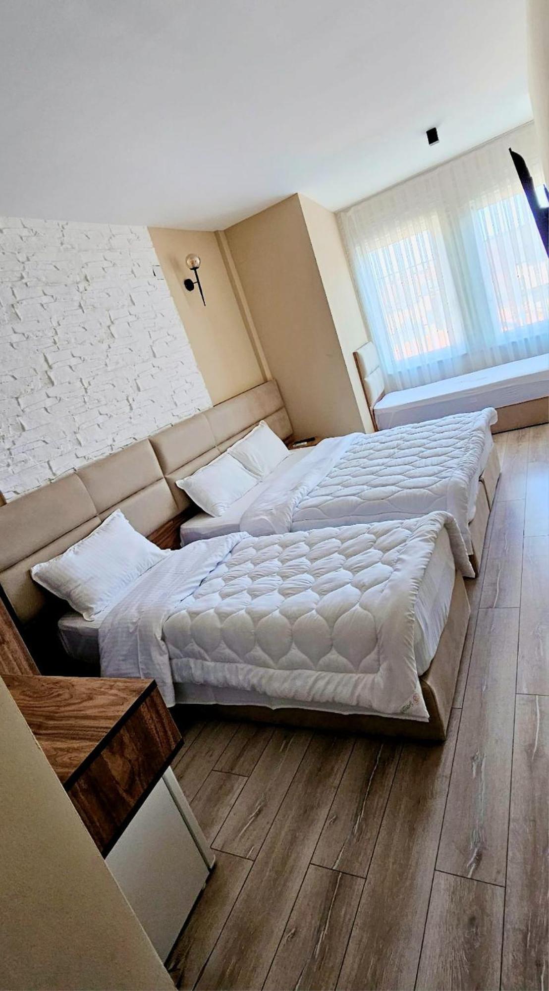 Struga Riverview Hotel Exterior photo